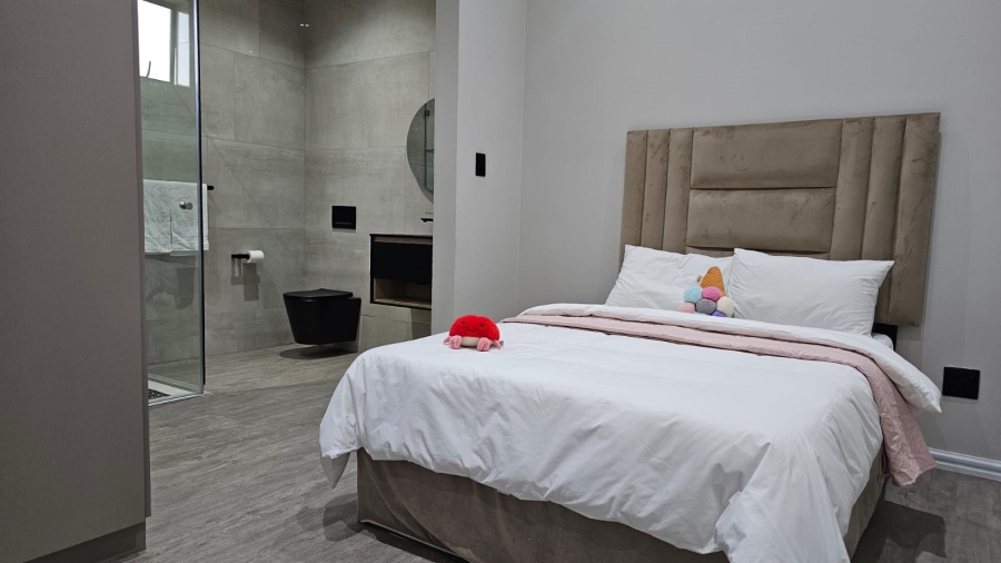 3 Bedroom Property for Sale in The Islands Estates North West